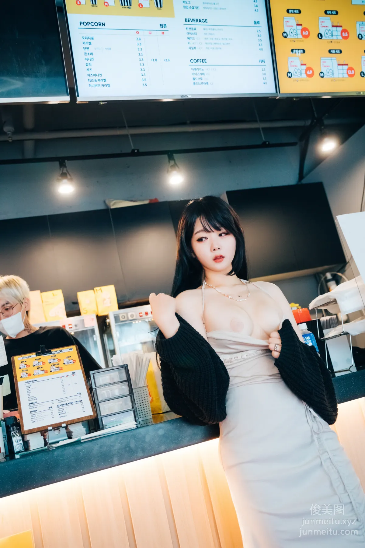 073.[Loozy] Zia (지아) -XXX in the theater S.Ver[157P] 35