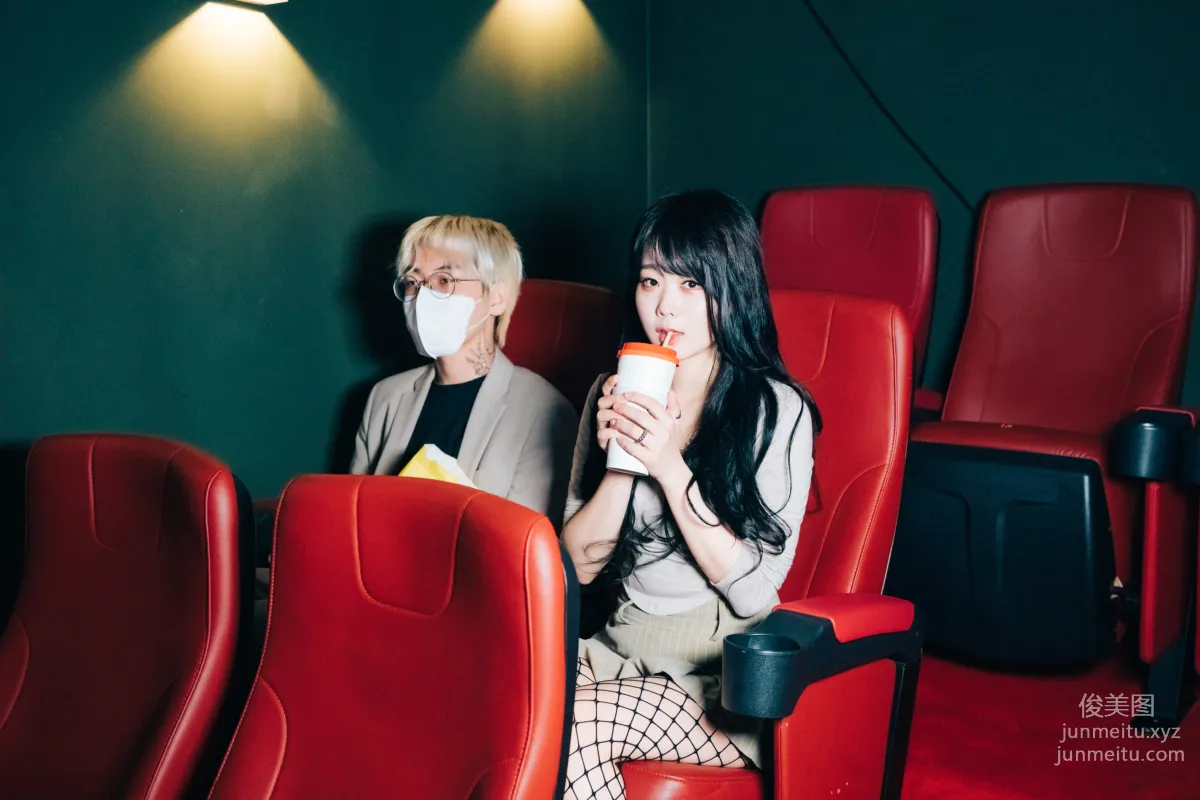 073.[Loozy] Zia (지아) -XXX in the theater S.Ver[157P] 104