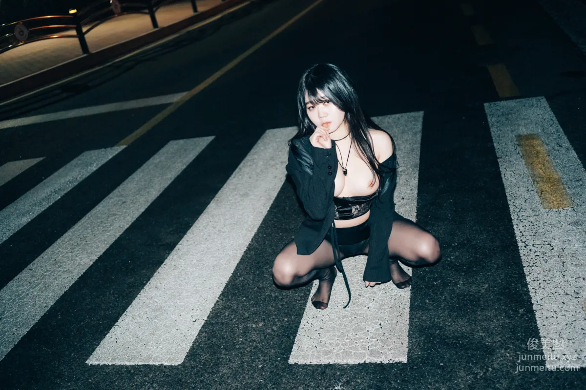104.[Loozy] Zia (지아) - XXX At Night Road[161P] 16