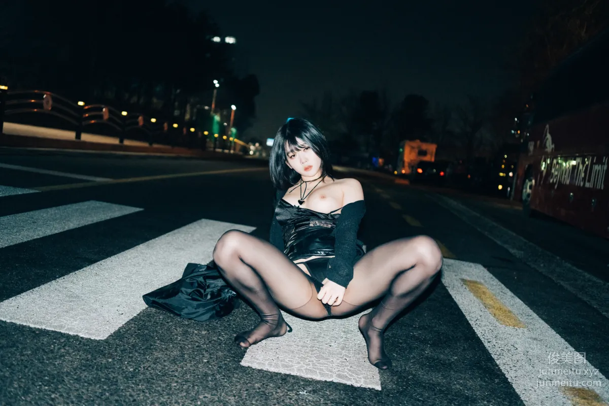 104.[Loozy] Zia (지아) - XXX At Night Road[161P] 26