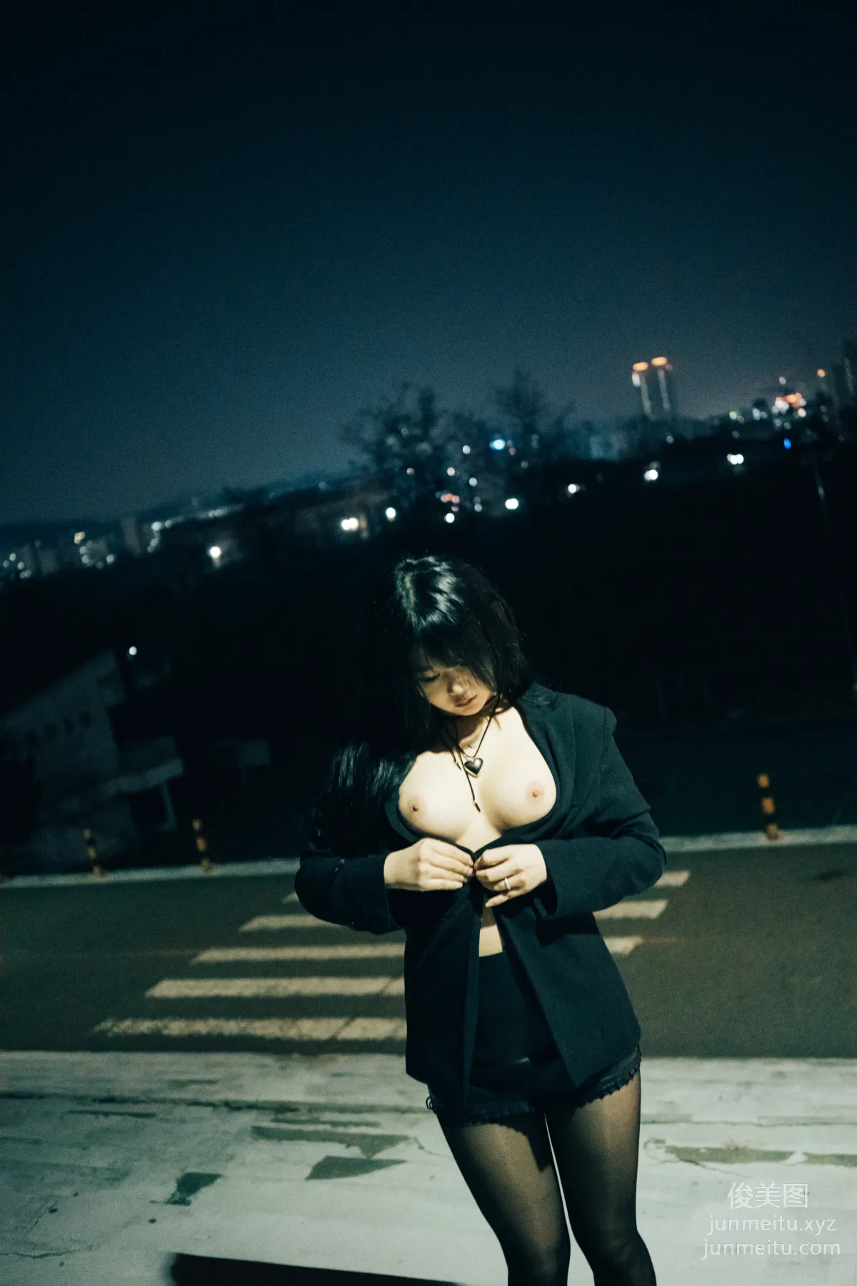 104.[Loozy] Zia (지아) - XXX At Night Road[161P] 93