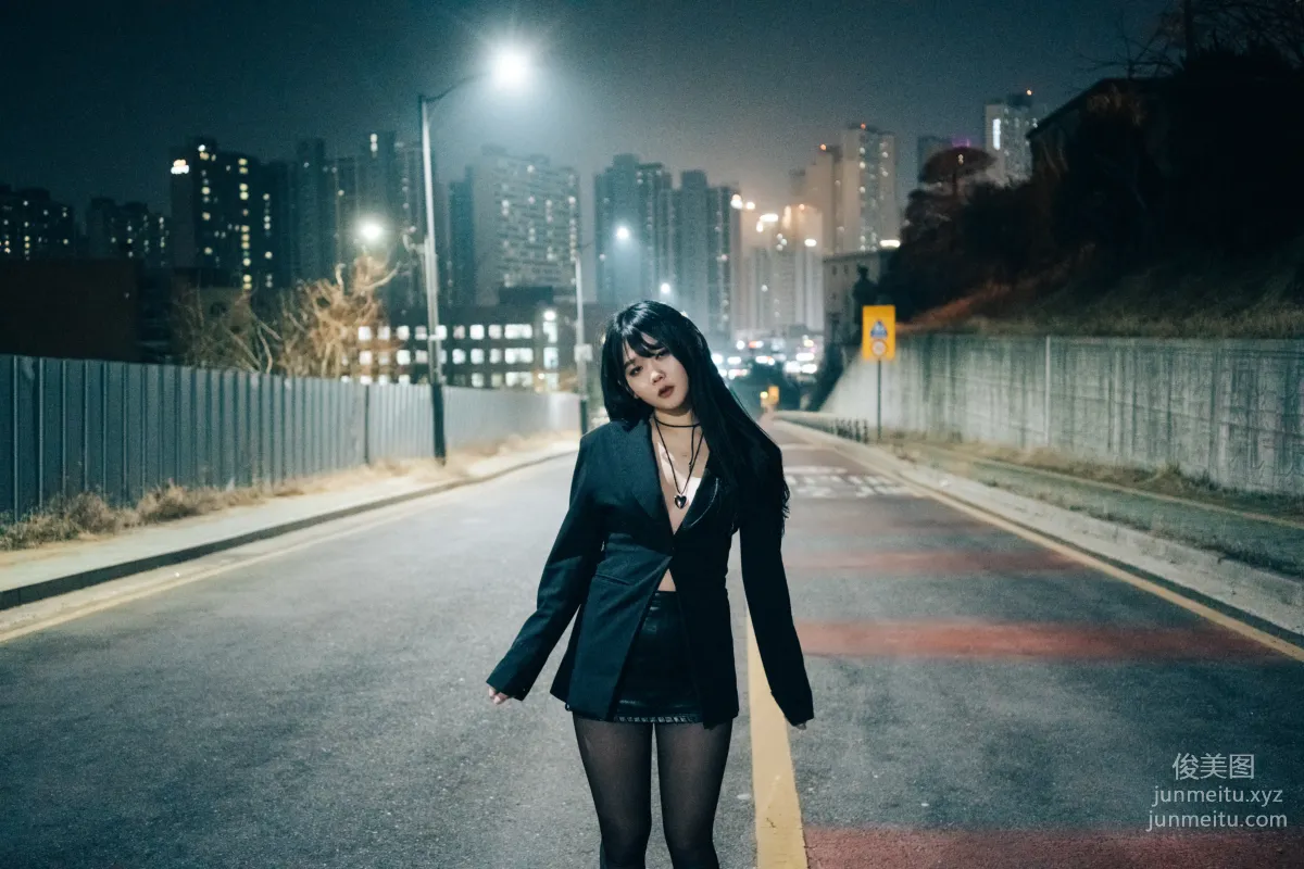 104.[Loozy] Zia (지아) - XXX At Night Road[161P] 121