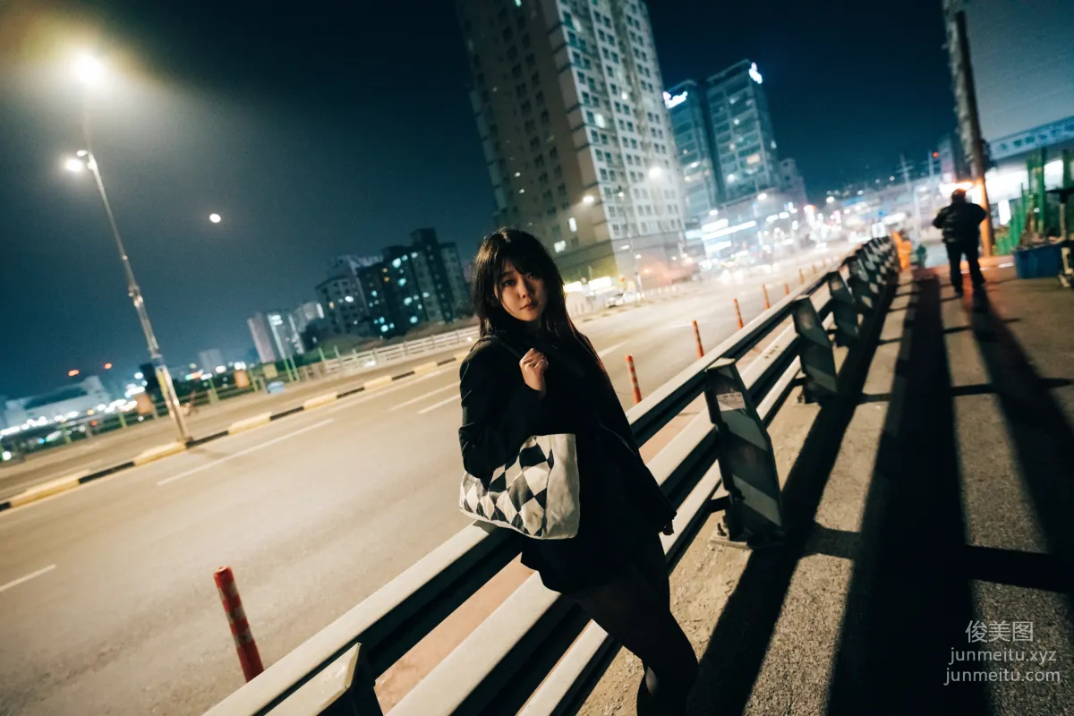 104.[Loozy] Zia (지아) - XXX At Night Road[161P] 144