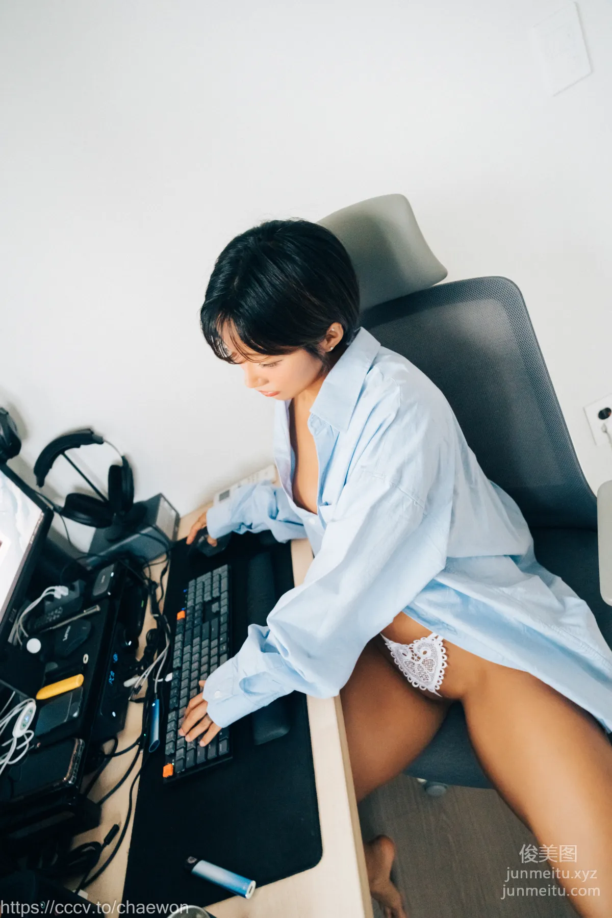 124.[Loozy] Booty Queen - 4k Girl Friend[127P] 53