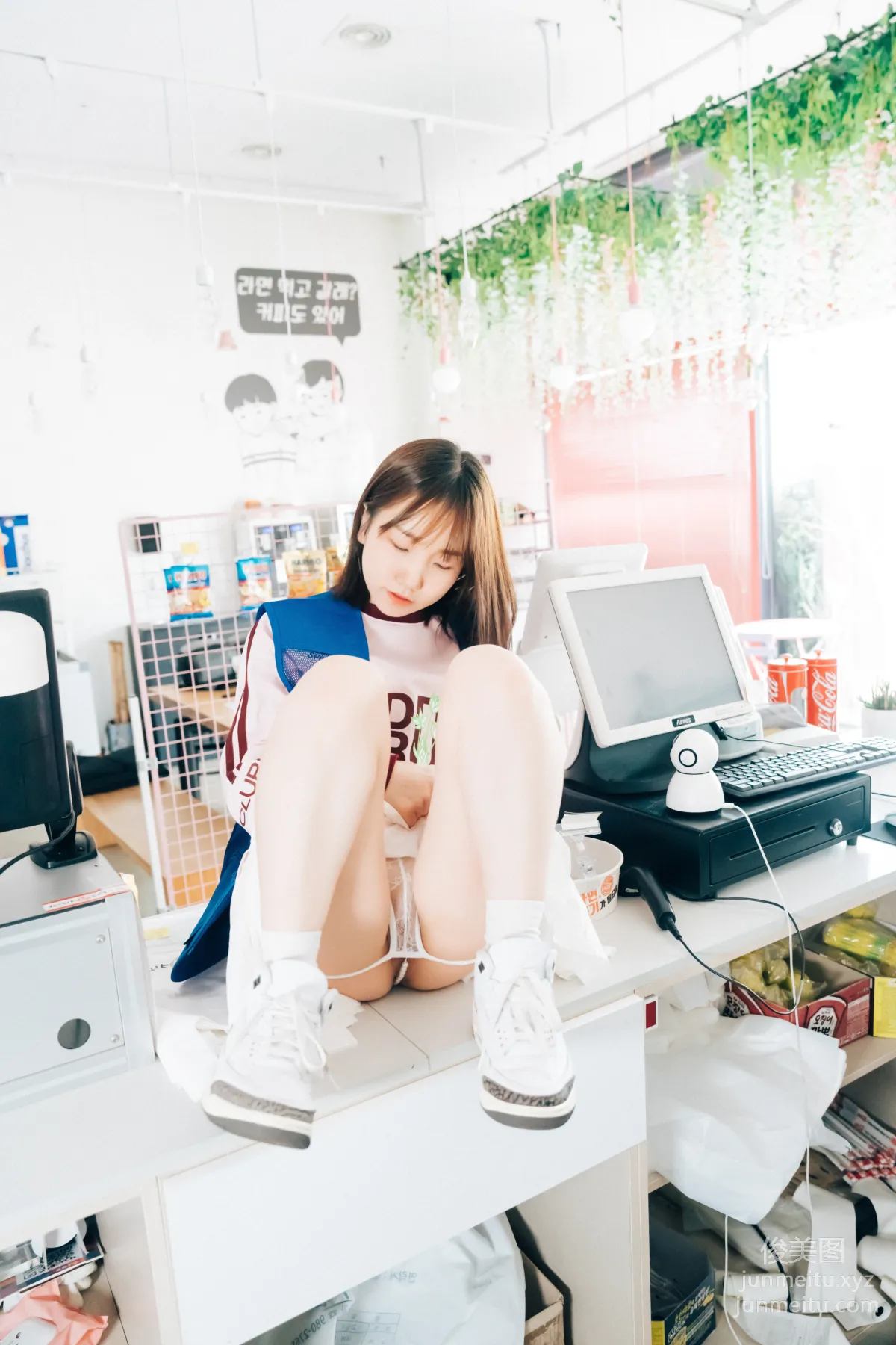 130.[Loozy] Yeri - Pocket Girl Alba - part 01 [146P] 15