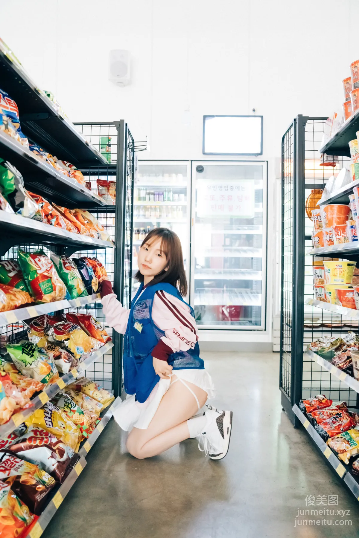 130.[Loozy] Yeri - Pocket Girl Alba - part 01 [146P] 28