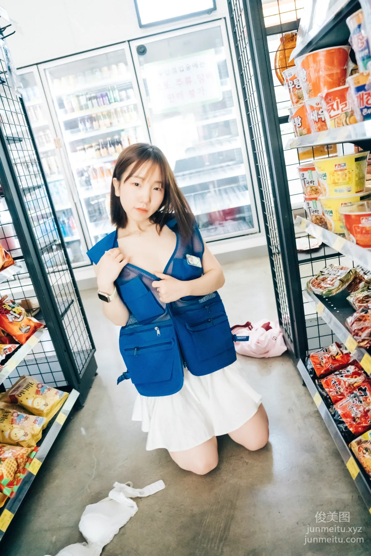 130.[Loozy] Yeri - Pocket Girl Alba - part 01 [146P] 44