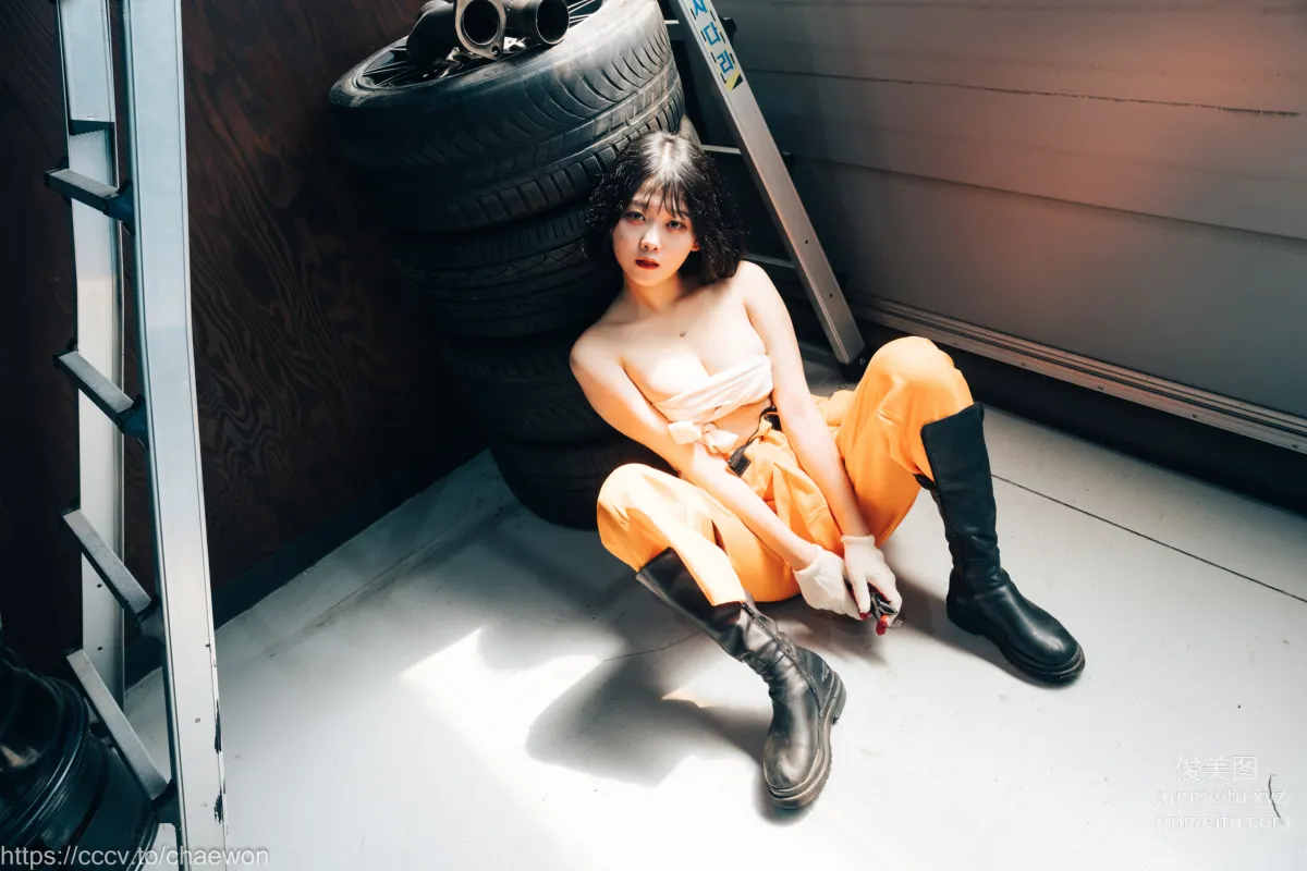 137.[Loozy] Zia (지아) - Garage Girl[129P] 20