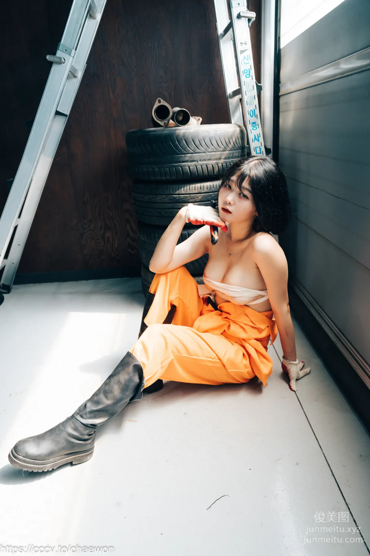 137.[Loozy] Zia (지아) - Garage Girl[129P] 28