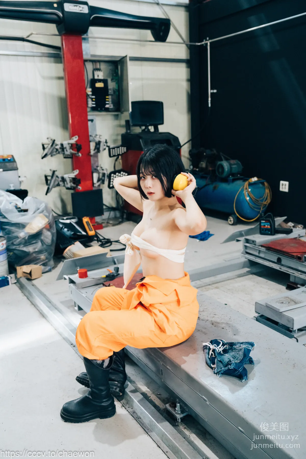 137.[Loozy] Zia (지아) - Garage Girl[129P] 51