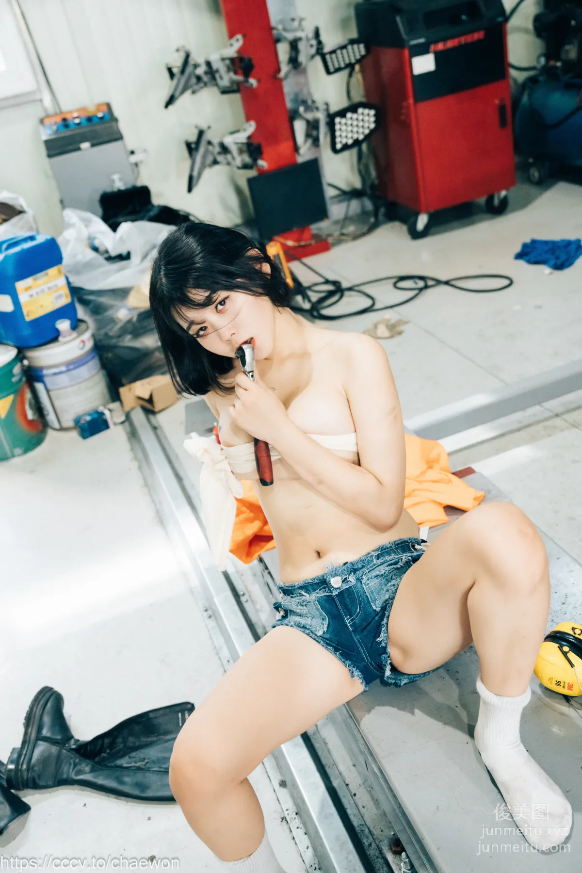 137.[Loozy] Zia (지아) - Garage Girl[129P] 61