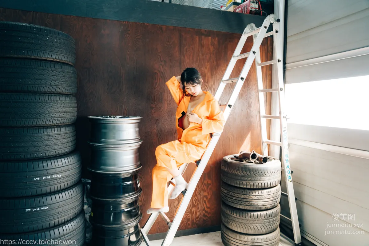 137.[Loozy] Zia (지아) - Garage Girl[129P] 122