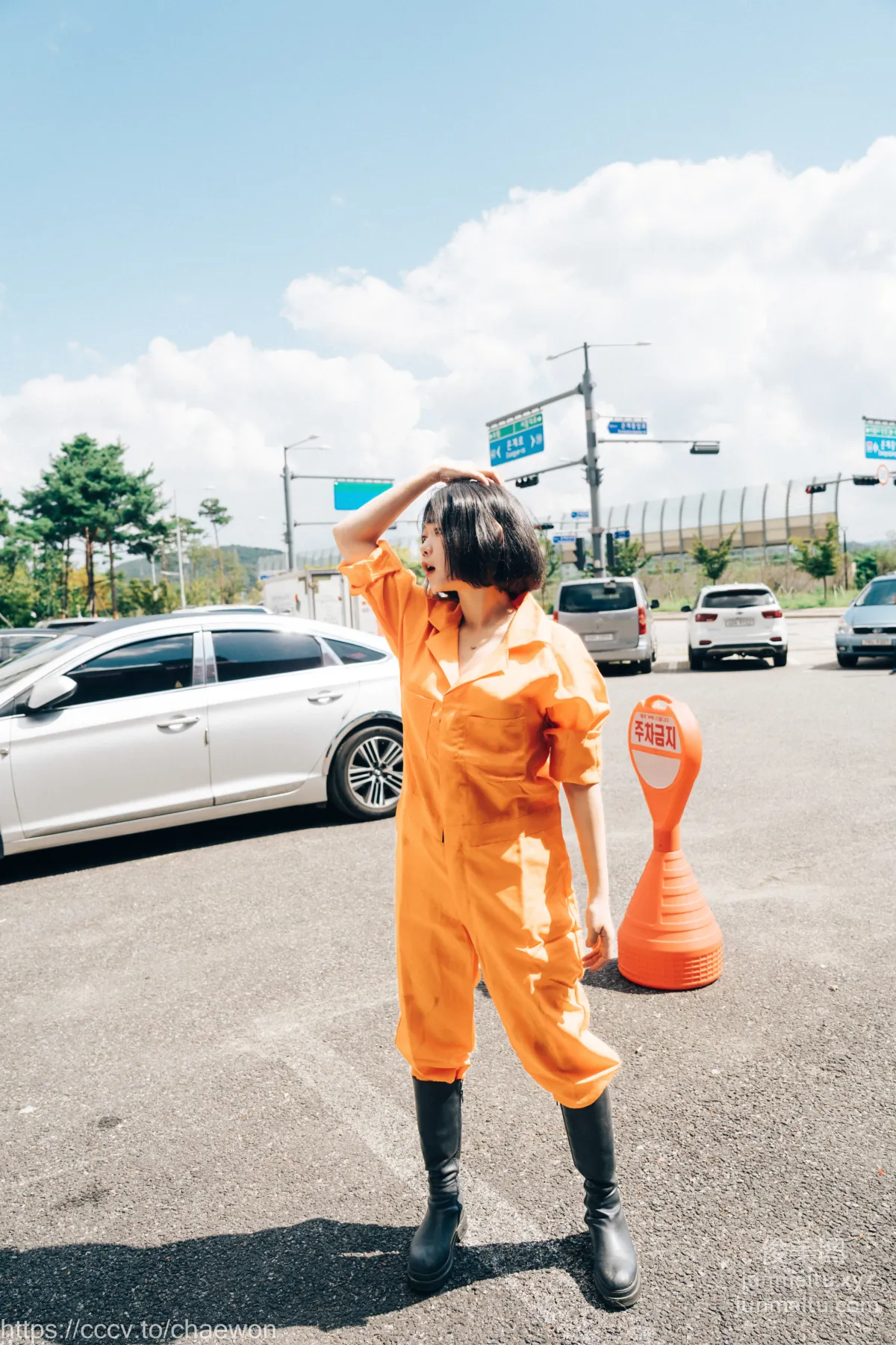 137.[Loozy] Zia (지아) - Garage Girl[129P] 127