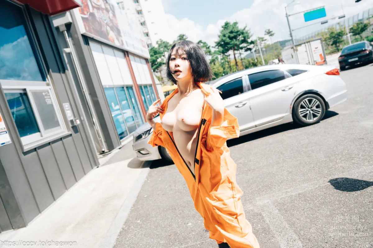 137.[Loozy] Zia (지아) - Garage Girl[129P] 128