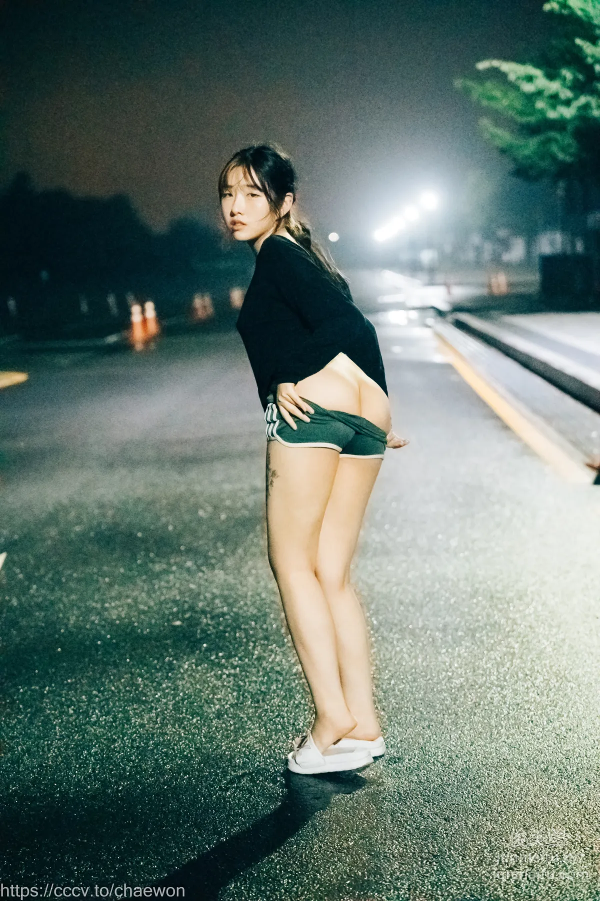 140.[Loozy] SonSon (손손) - Public Toilet - part 01[157P] 31