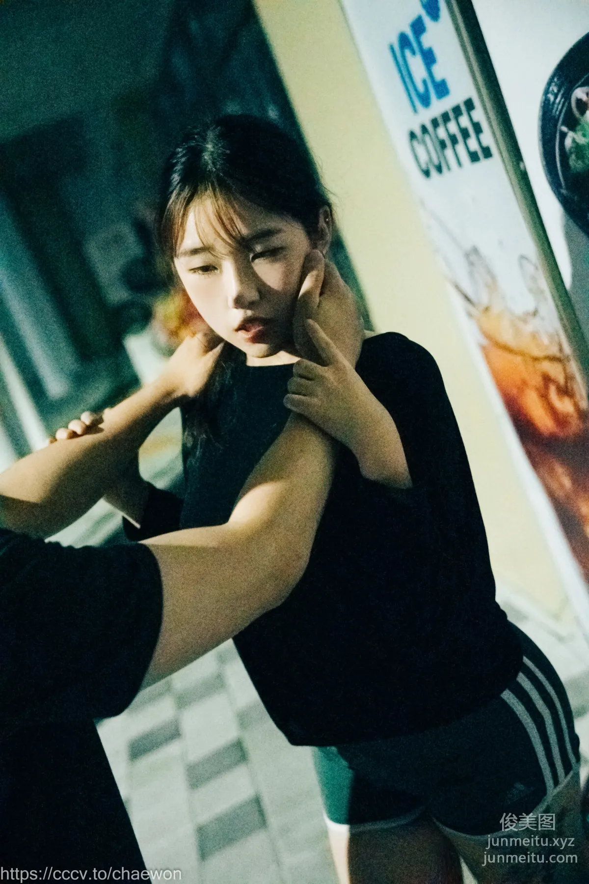 140.[Loozy] SonSon (손손) - Public Toilet - part 01[157P] 49