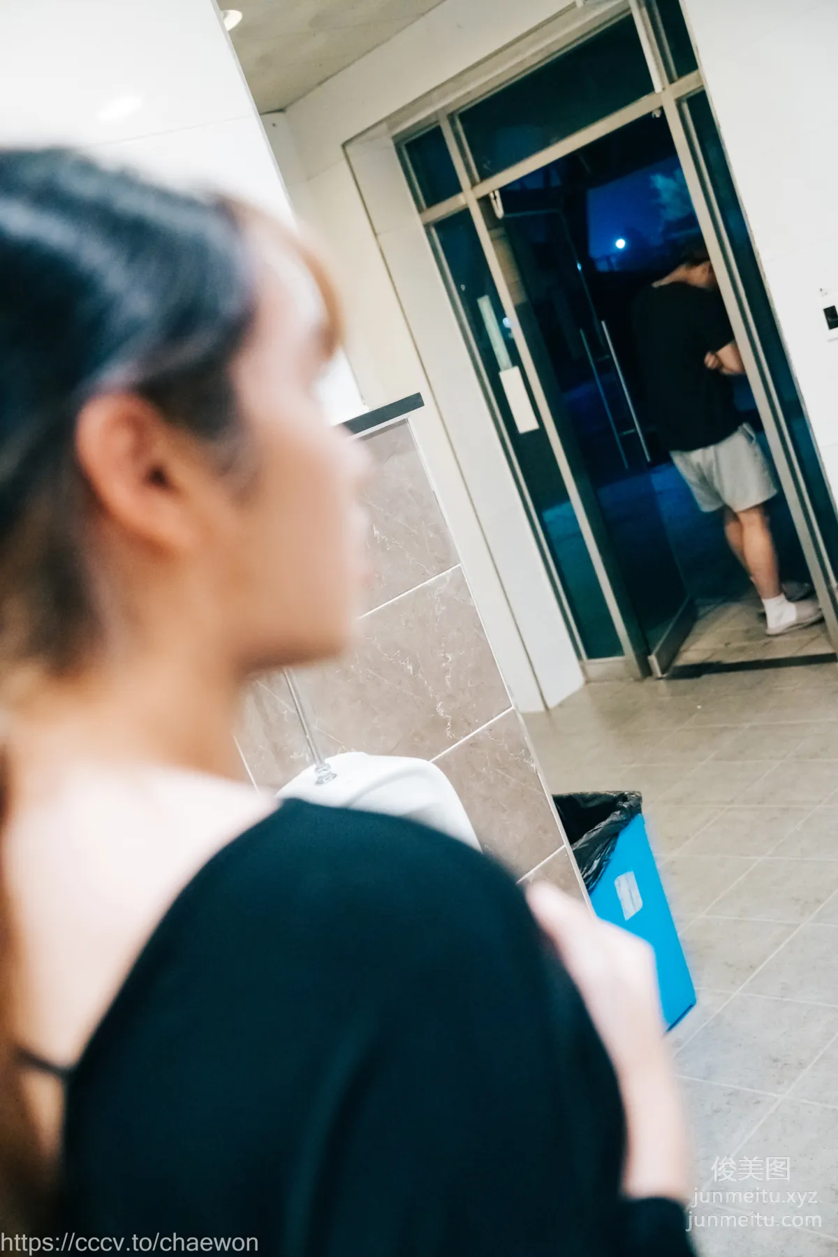 140.[Loozy] SonSon (손손) - Public Toilet - part 01[157P] 61