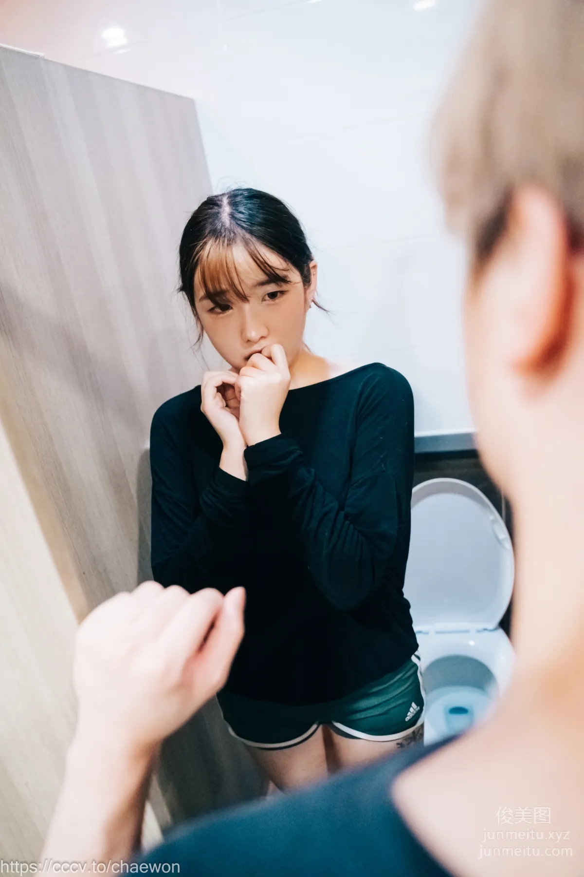 140.[Loozy] SonSon (손손) - Public Toilet - part 01[157P] 68