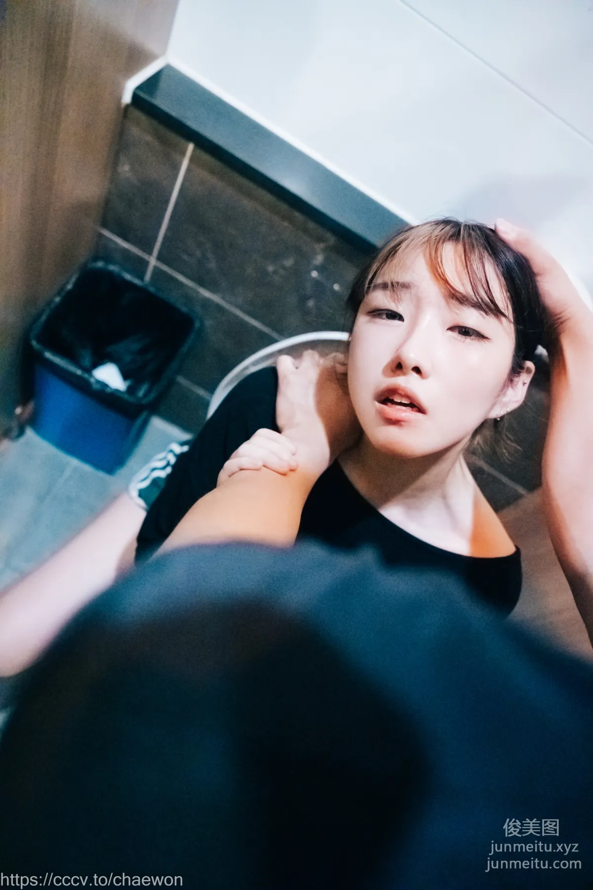 140.[Loozy] SonSon (손손) - Public Toilet - part 01[157P] 75