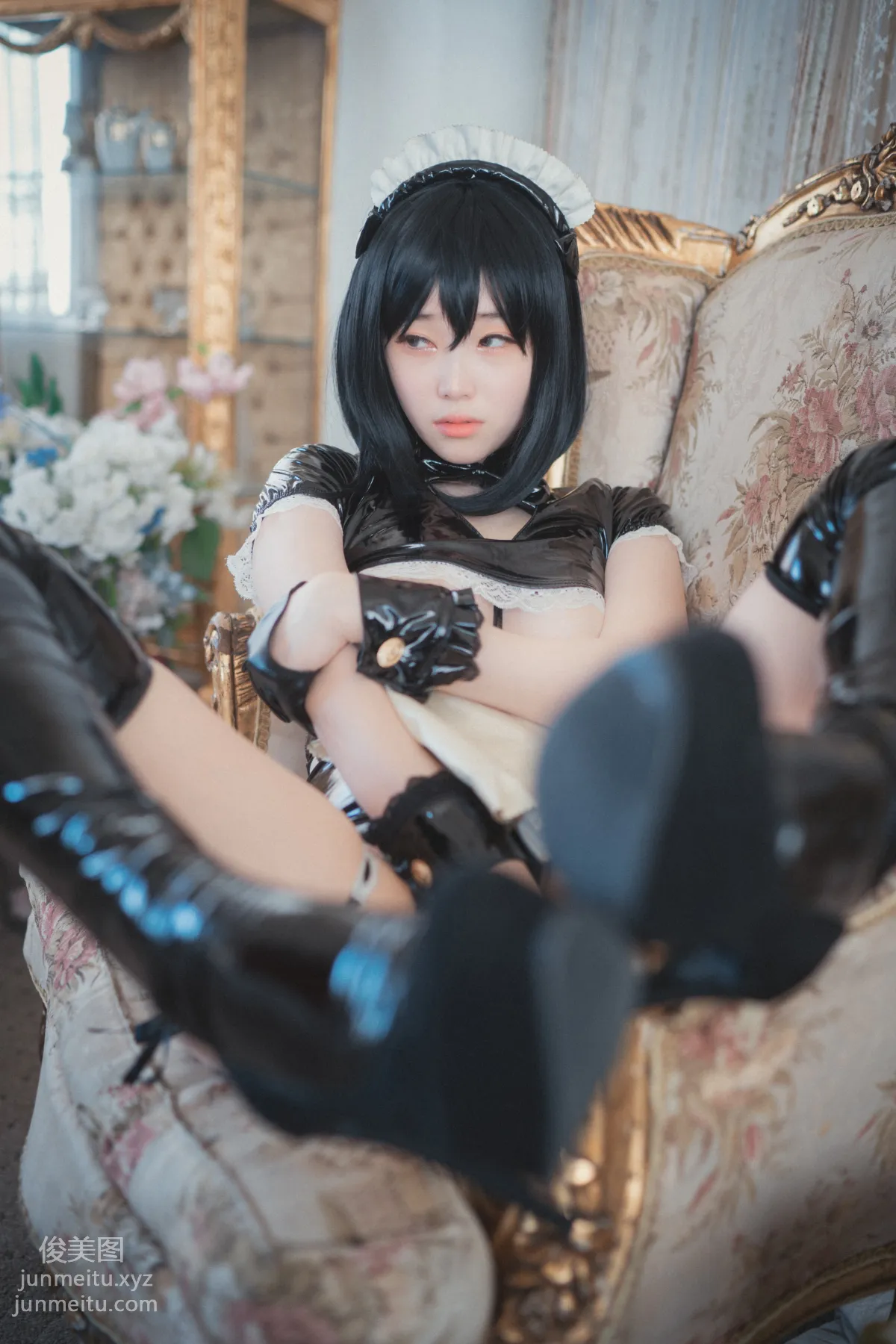 009.[DJAWA] Bambi - Femme de Chambre en Latex[67P] 12