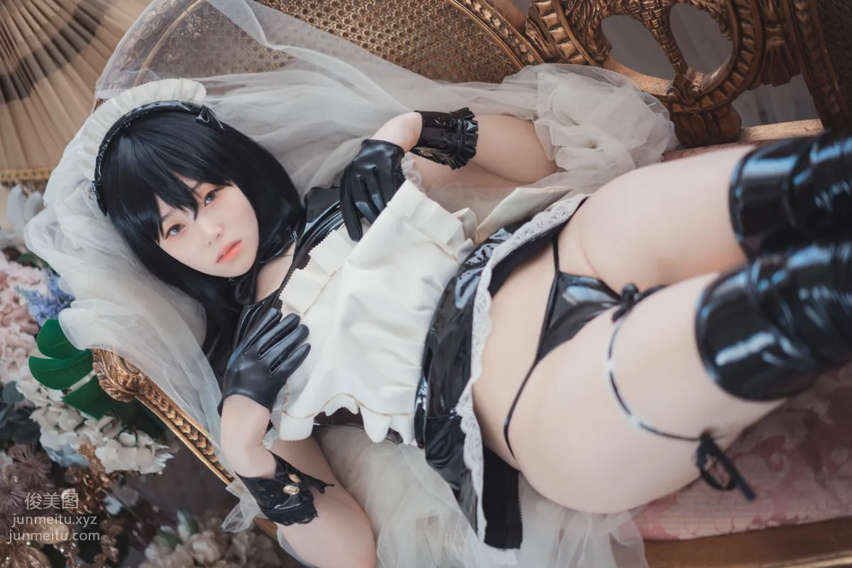 009.[DJAWA] Bambi - Femme de Chambre en Latex[67P] 33