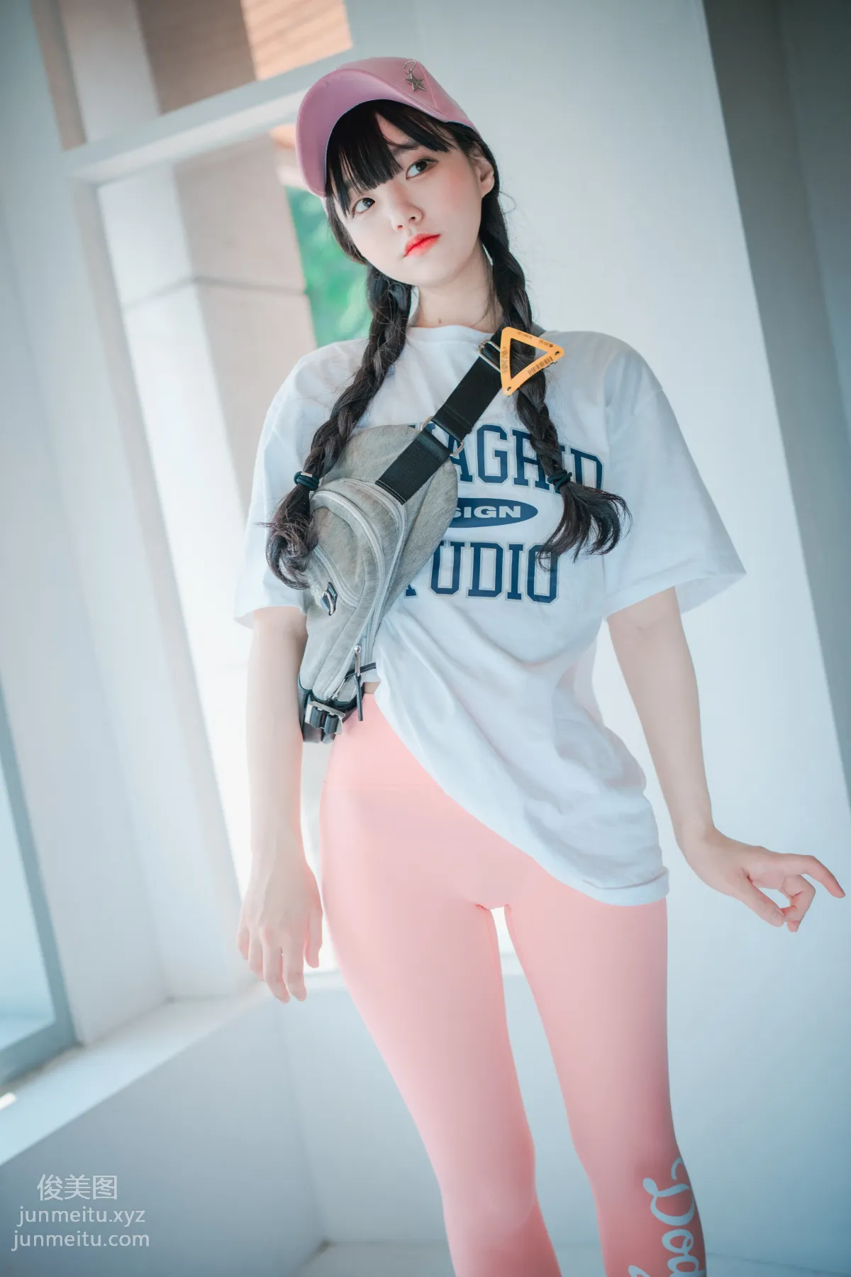 103.[DJAWA] Jenny - Loose and Tight_Pink[159P] 30