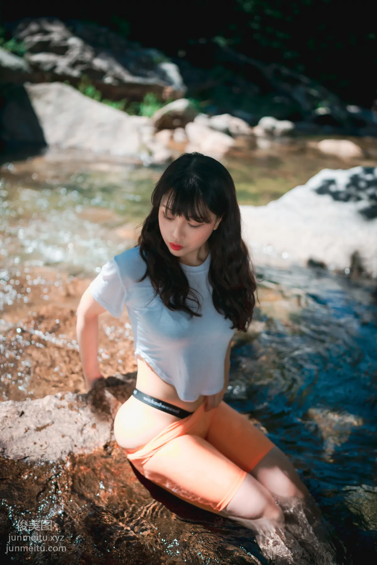 260.DJAWA Photo ZziZzi (모찌)– Summer Getaway Vol.3 [148P] 48