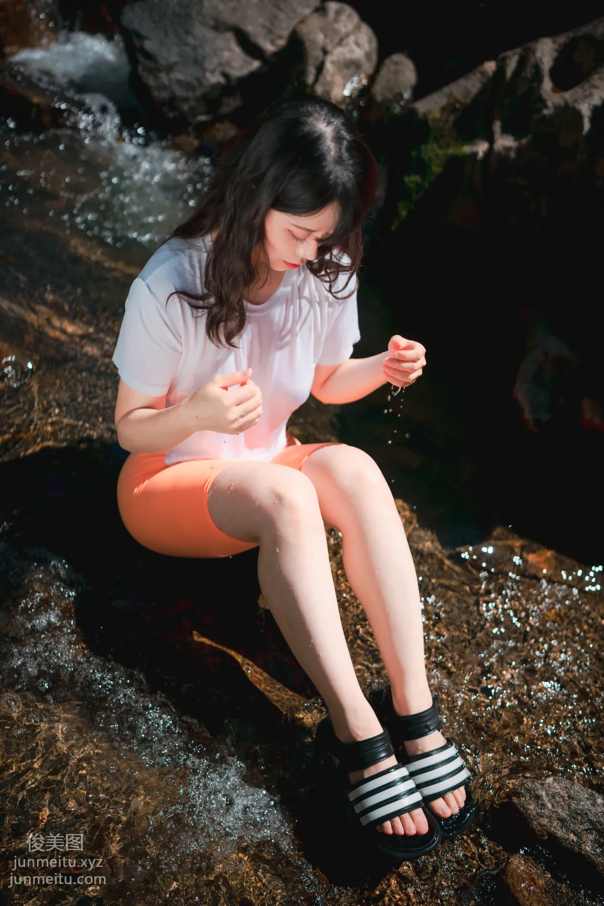260.DJAWA Photo ZziZzi (모찌)– Summer Getaway Vol.3 [148P] 135