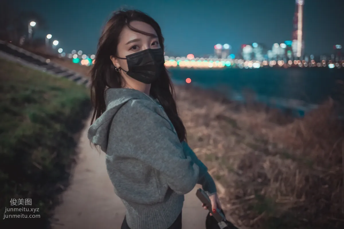 270.DJAWA Photo Yeeun (손예은) - Drive My Car [90P] 9