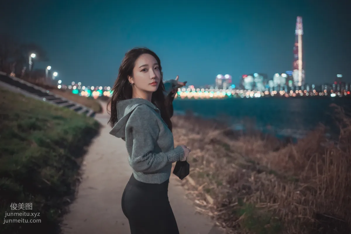 270.DJAWA Photo Yeeun (손예은) - Drive My Car [90P] 10