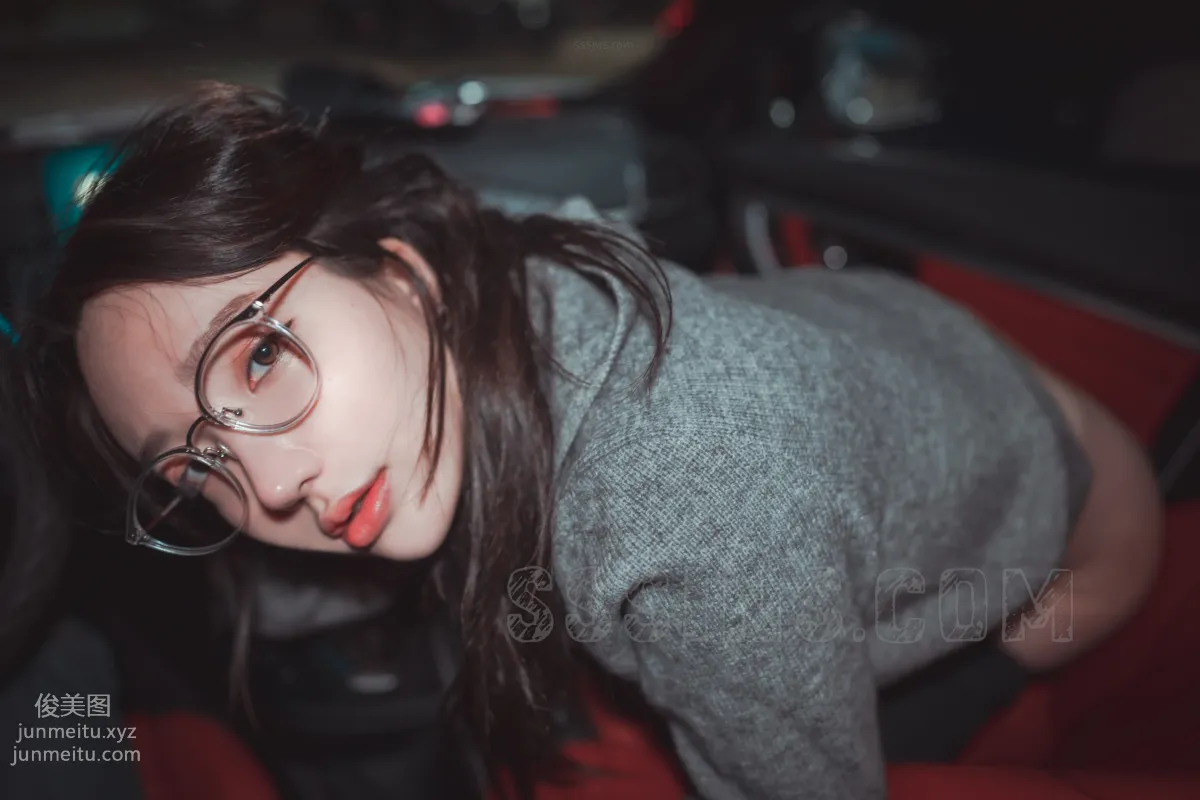 270.DJAWA Photo Yeeun (손예은) - Drive My Car [90P] 47
