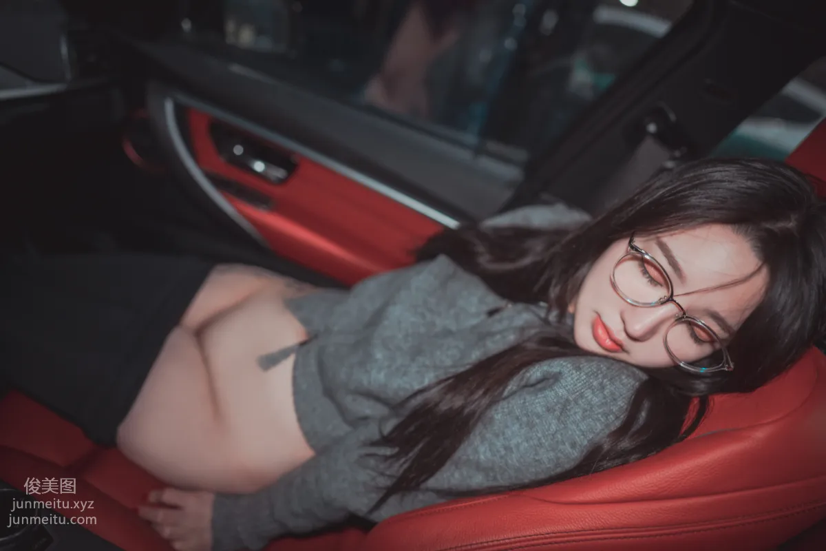 270.DJAWA Photo Yeeun (손예은) - Drive My Car [90P] 72