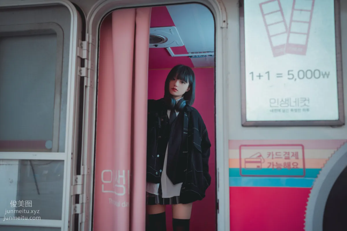 303.DJAWA Photo - Jenny（정제니）Theme Park Girl [162P] 145