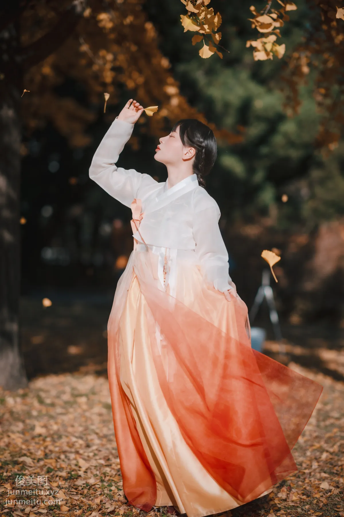 322.DJAWA Photo – ZziZzi (모찌) Vol.14 - Chuseok[133P] 117