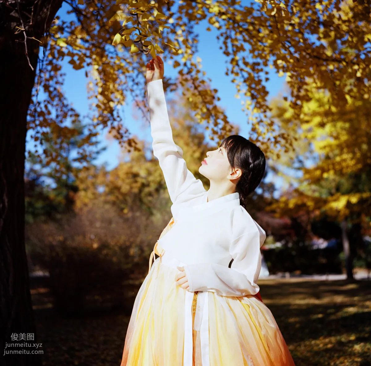 322.DJAWA Photo – ZziZzi (모찌) Vol.14 - Chuseok[133P] 121