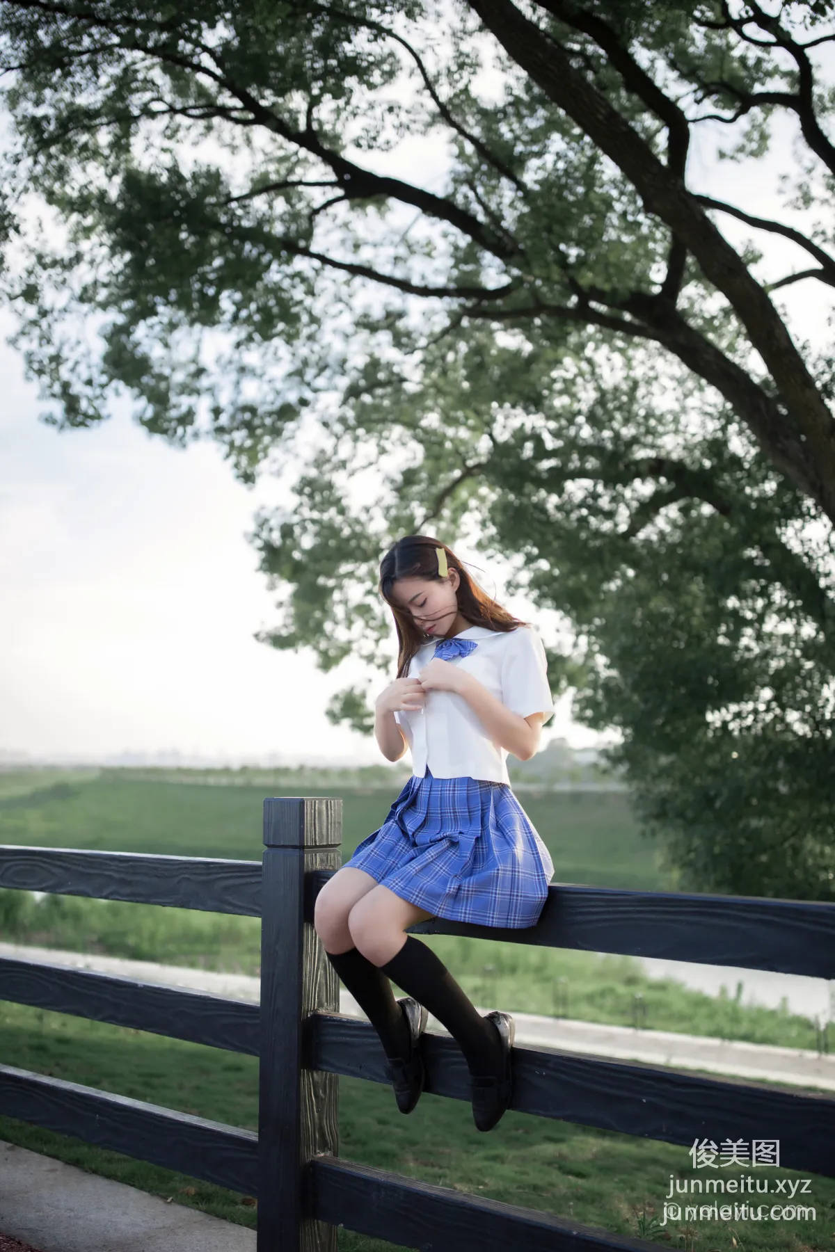 [YALAYI雅拉伊] 2020.07.28 NO.677 枝娅《青春在河畔奔走》 12