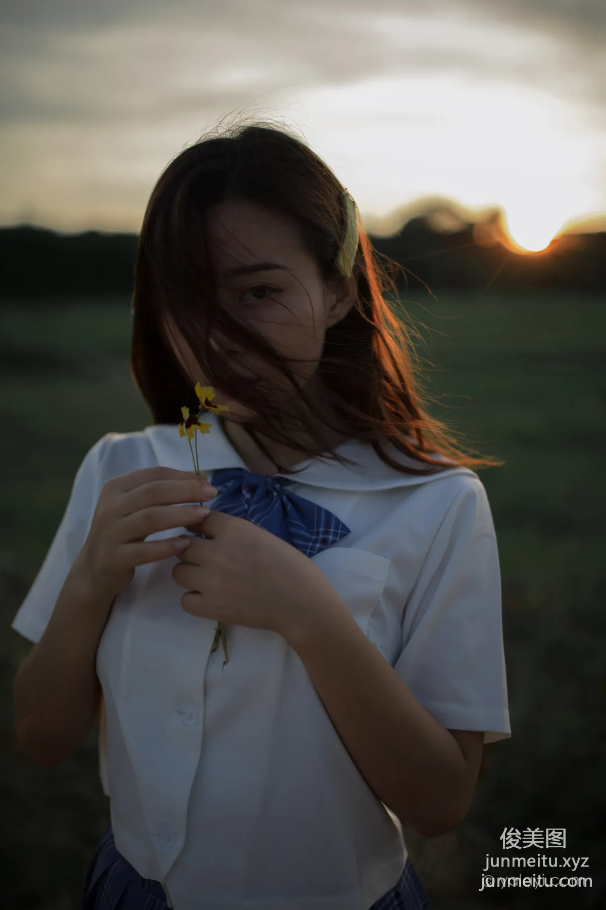 [YALAYI雅拉伊] 2020.07.28 NO.677 枝娅《青春在河畔奔走》 32