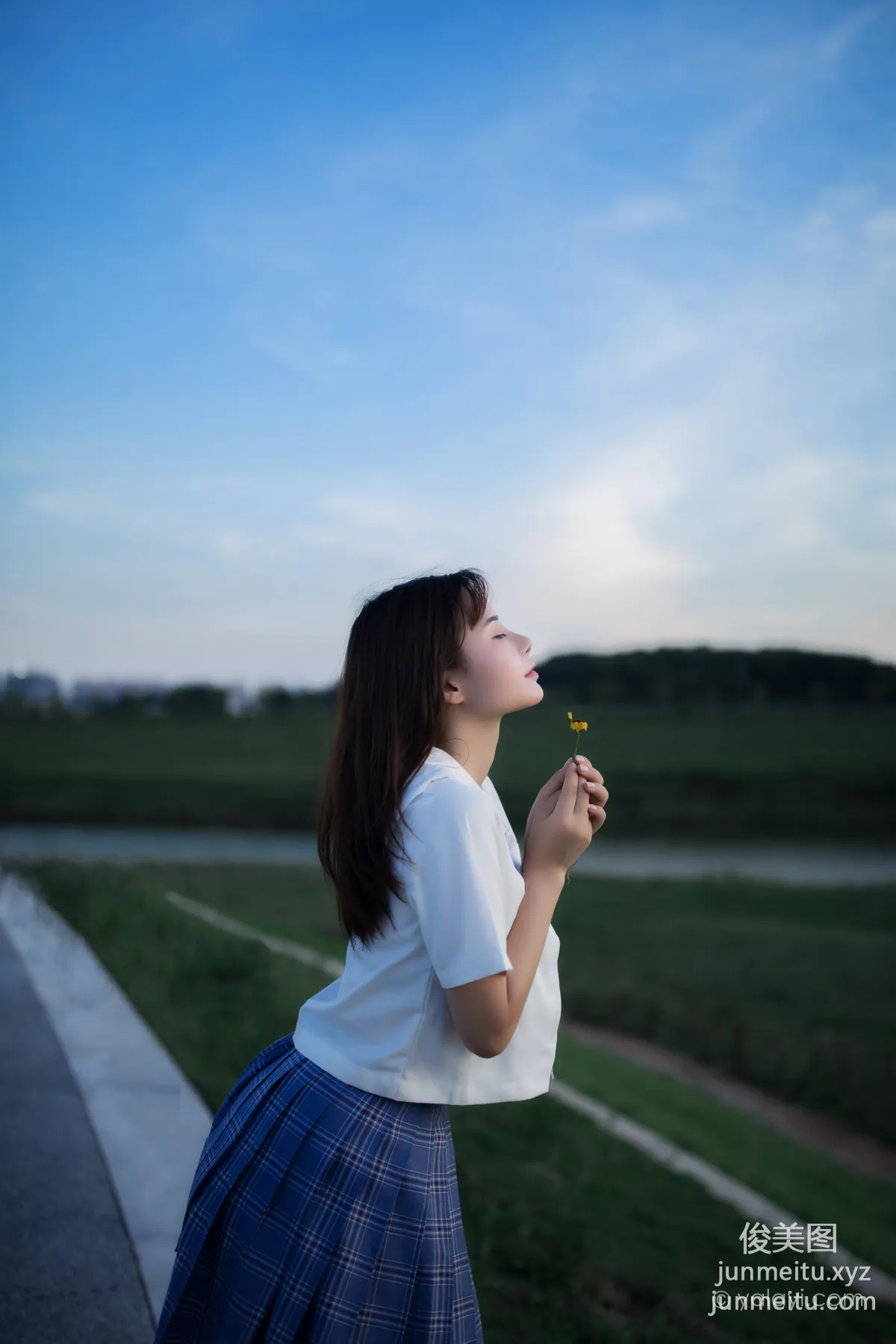[YALAYI雅拉伊] 2020.07.28 NO.677 枝娅《青春在河畔奔走》 42