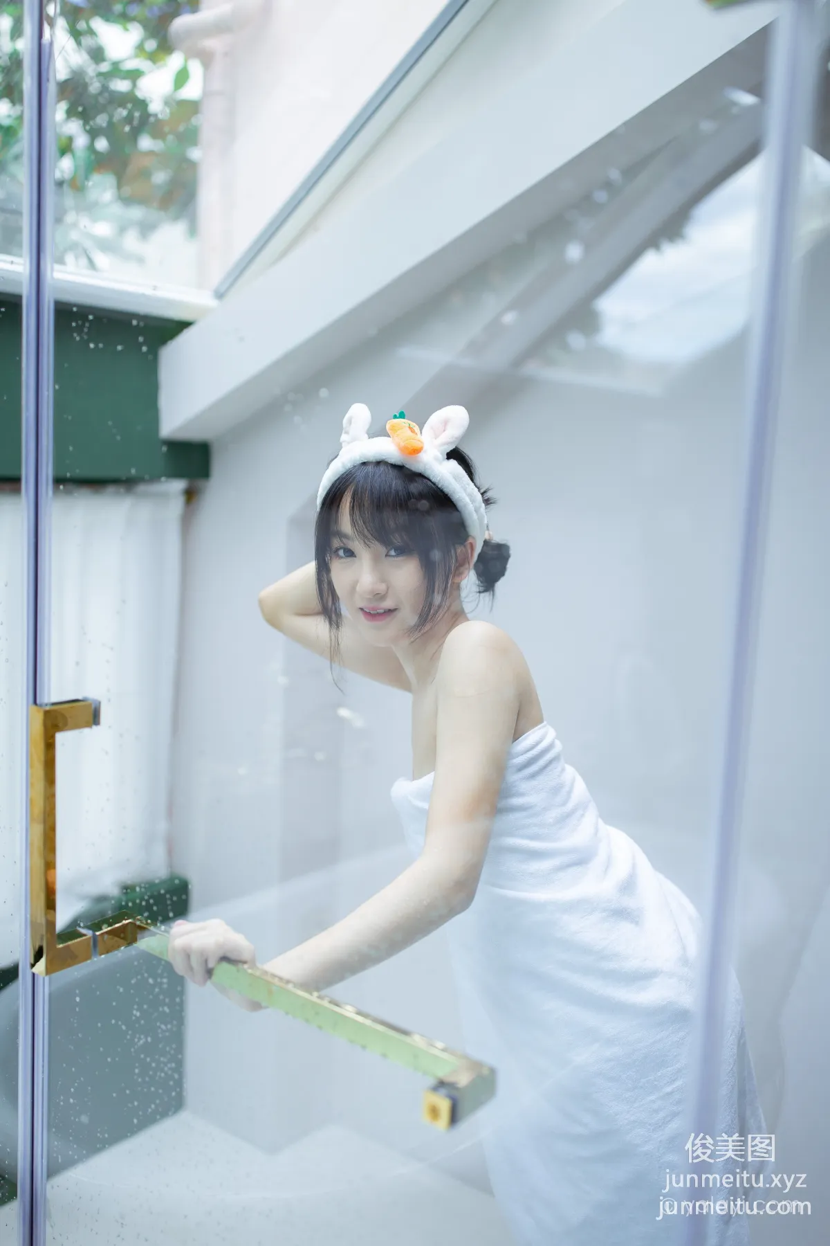 [YALAYI雅拉伊] 2020.08.06 NO.684 落落《清涼一夏》 13