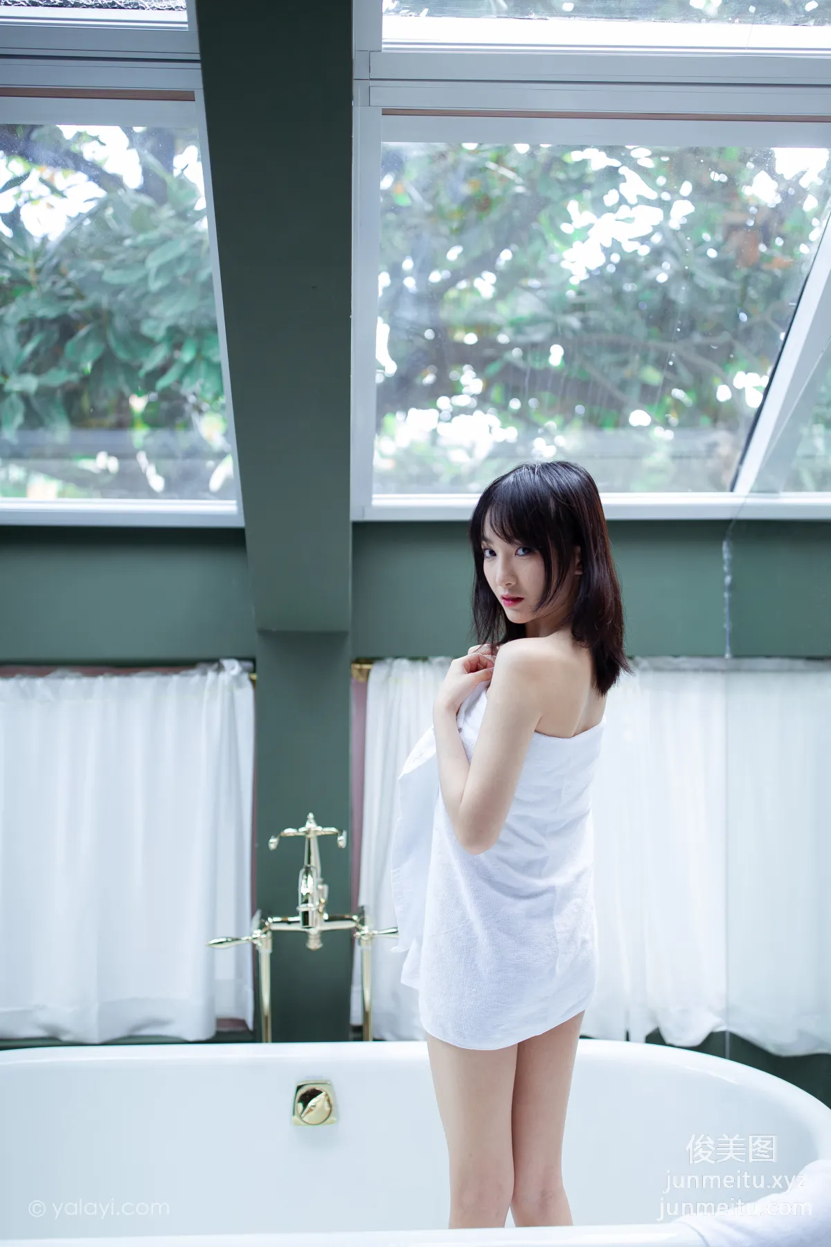 [YALAYI雅拉伊] 2020.08.06 NO.684 落落《清涼一夏》 41
