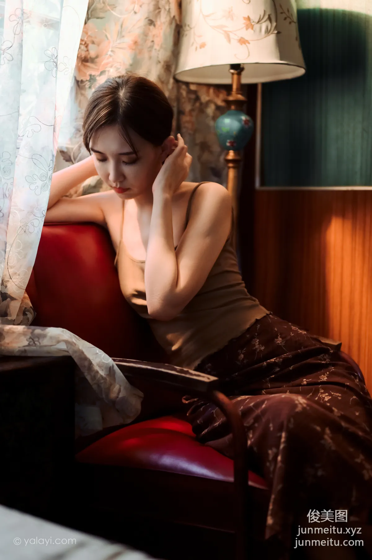 [YALAYI雅拉伊] 2020.08.14 NO.689 妍妍《黯然》 15