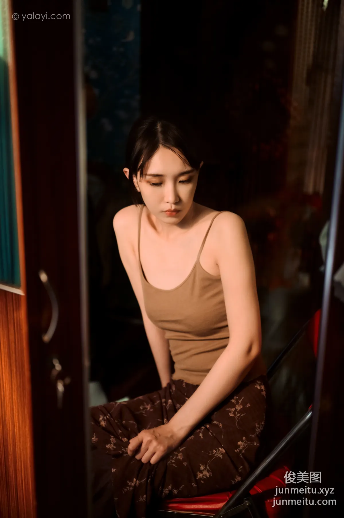 [YALAYI雅拉伊] 2020.08.14 NO.689 妍妍《黯然》 22