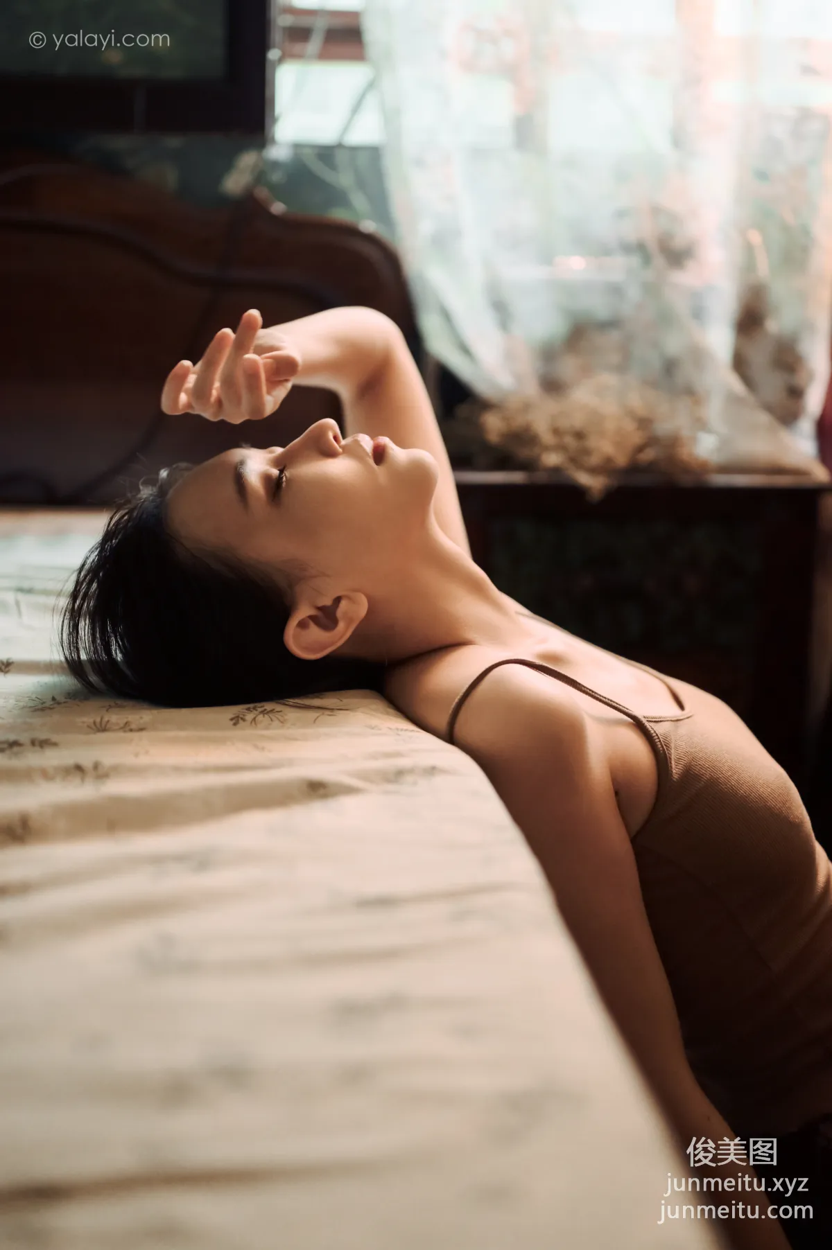[YALAYI雅拉伊] 2020.08.14 NO.689 妍妍《黯然》 35
