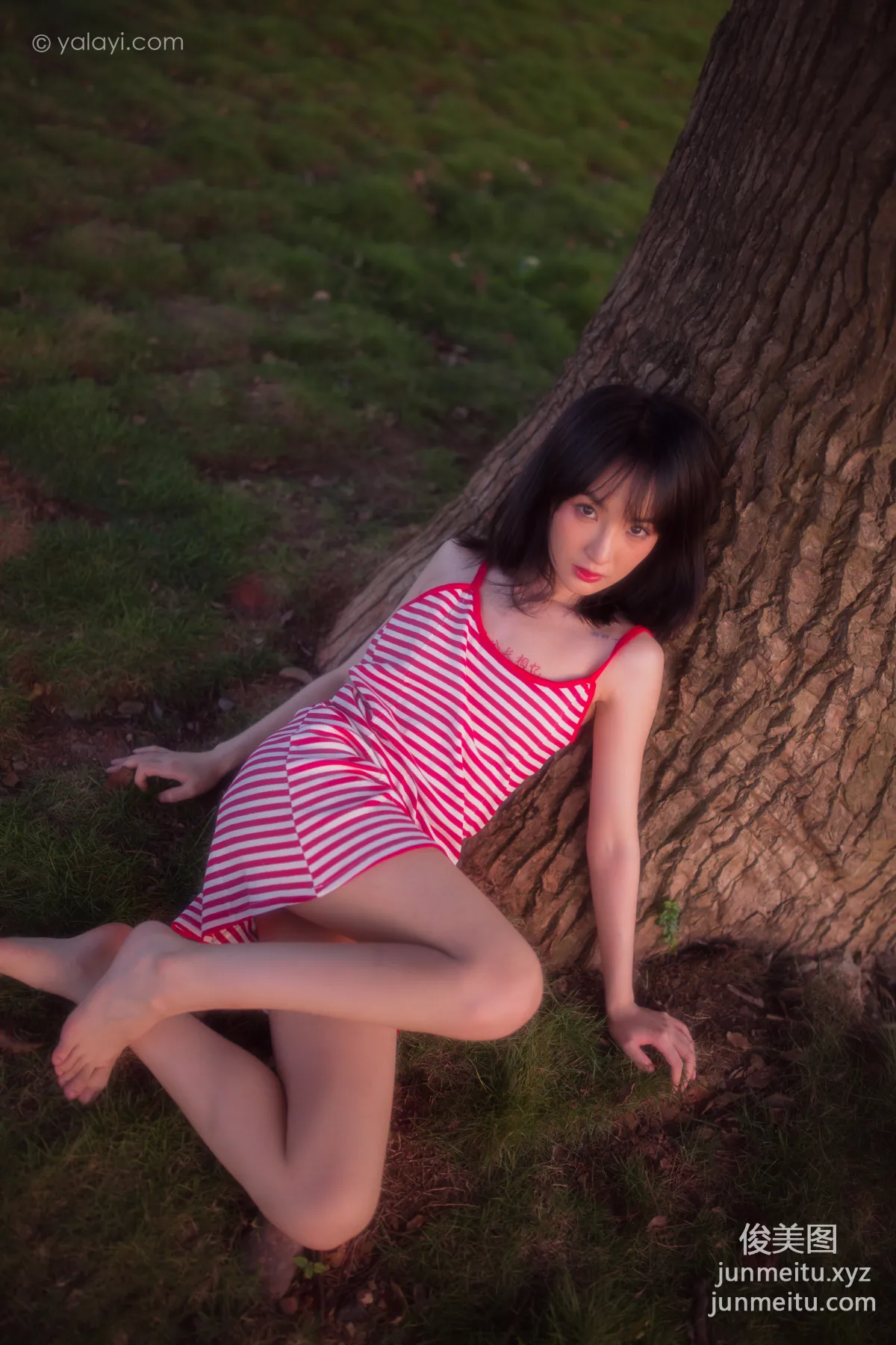 [YALAYI雅拉伊] 2020.08.17 NO.690 落落《紅了》 33