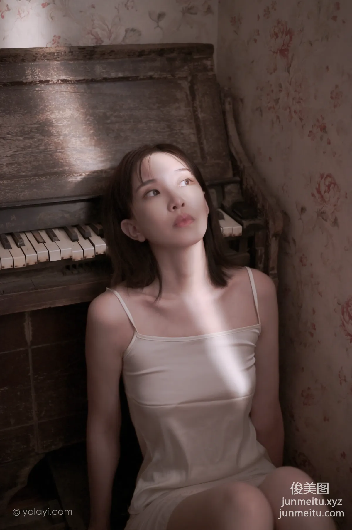 [YALAYI雅拉伊] 2020.08.31 Y696 妍妍《孤獨患者》 4