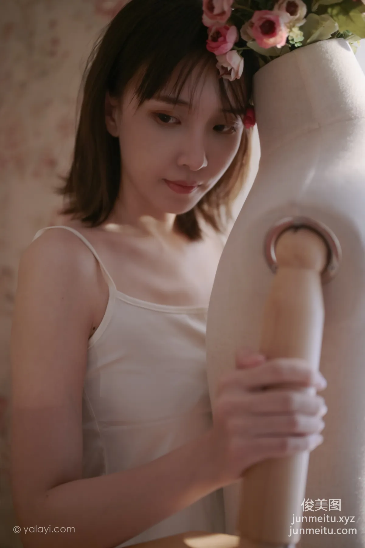 [YALAYI雅拉伊] 2020.08.31 Y696 妍妍《孤獨患者》 11
