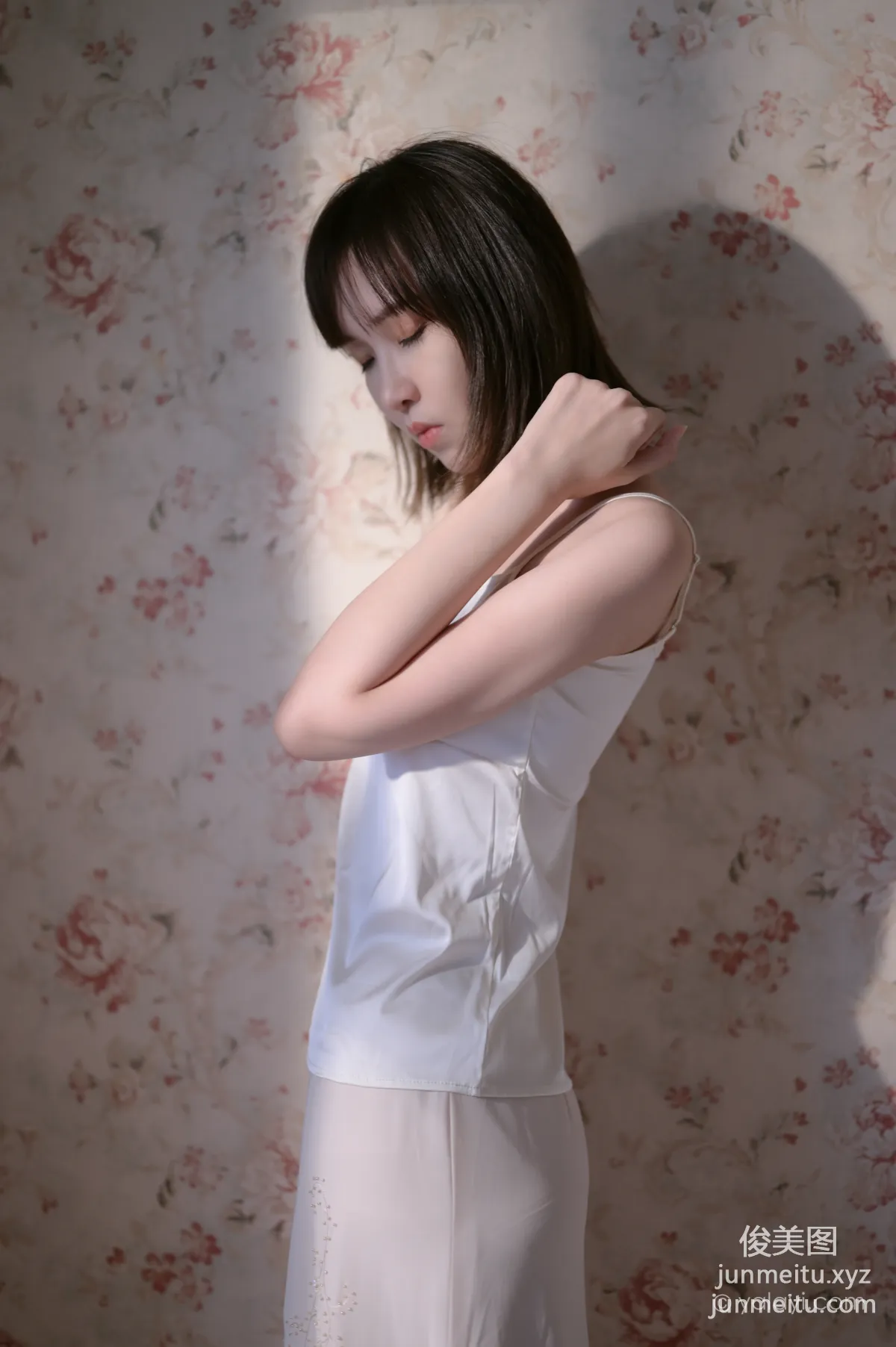 [YALAYI雅拉伊] 2020.08.31 Y696 妍妍《孤獨患者》 33