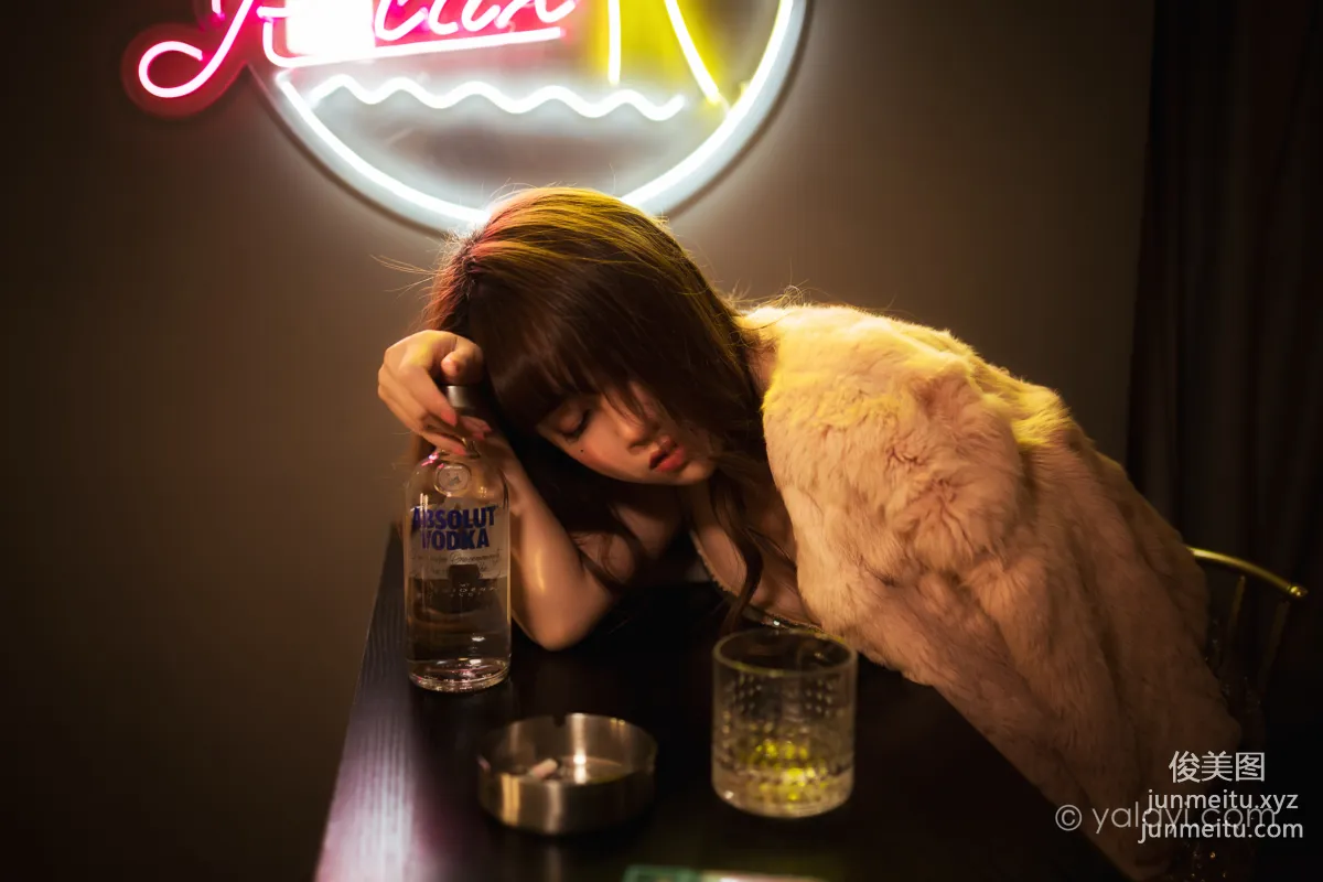 [YALAYI雅拉伊] 2021.01.13 NO.751 獨自買醉 虞藝 30