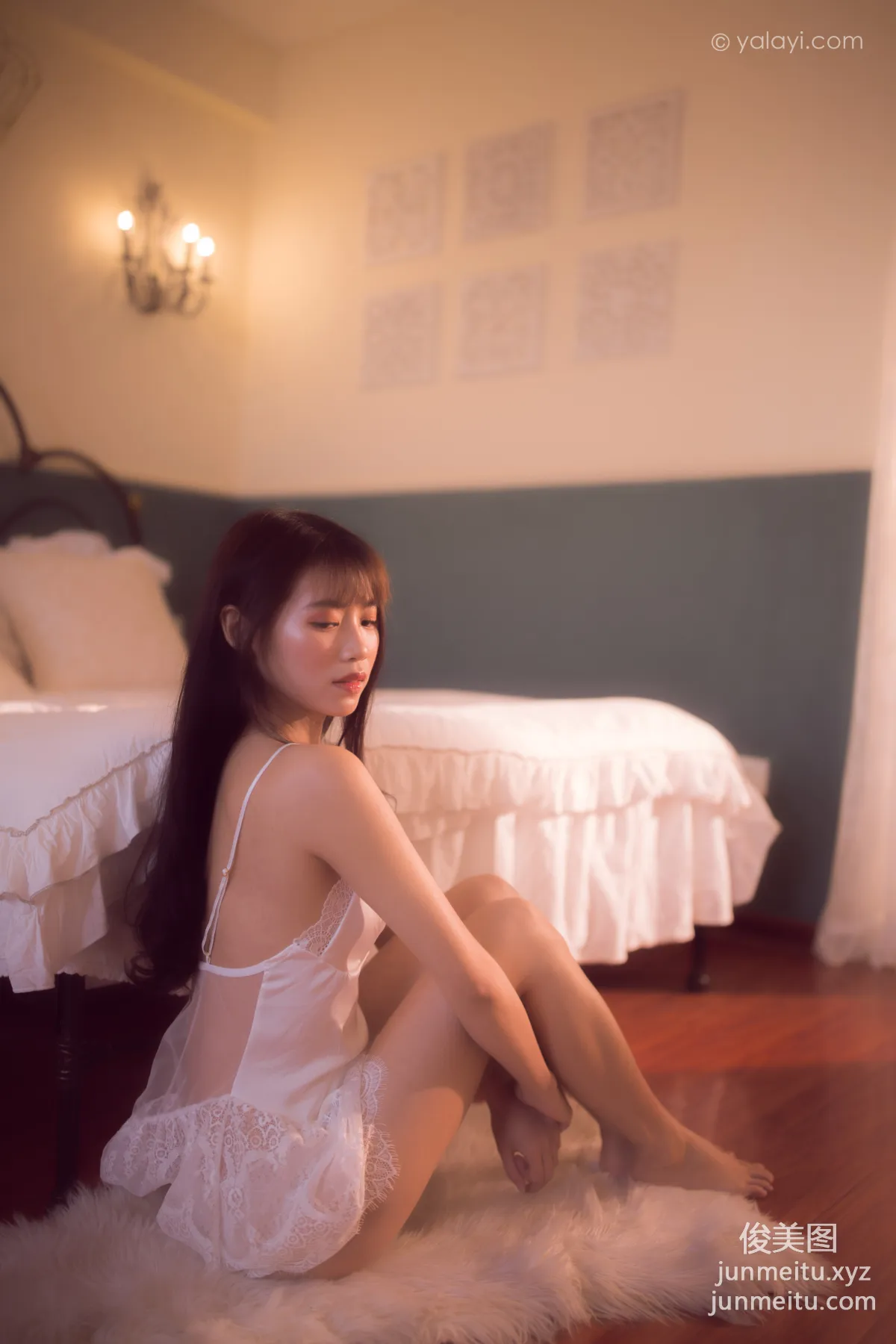 [YALAYI雅拉伊] 2021.03.03 NO.769 擁抱着你送的花 京京 14