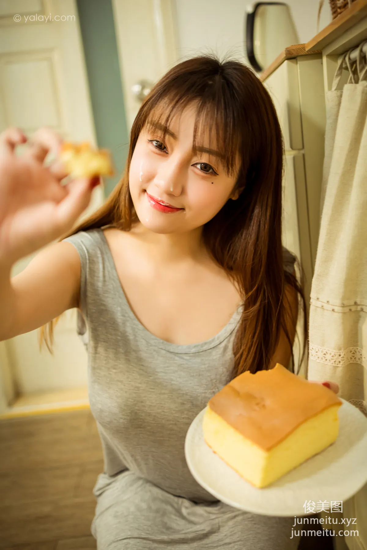 [YALAYI雅拉伊] 2020.10.02 NO.710 虞藝《吃貨女友》 46
